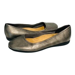 Trotters Bronze Metallic Slip On Flats Sz 10W Leather Comfortable Arch Support